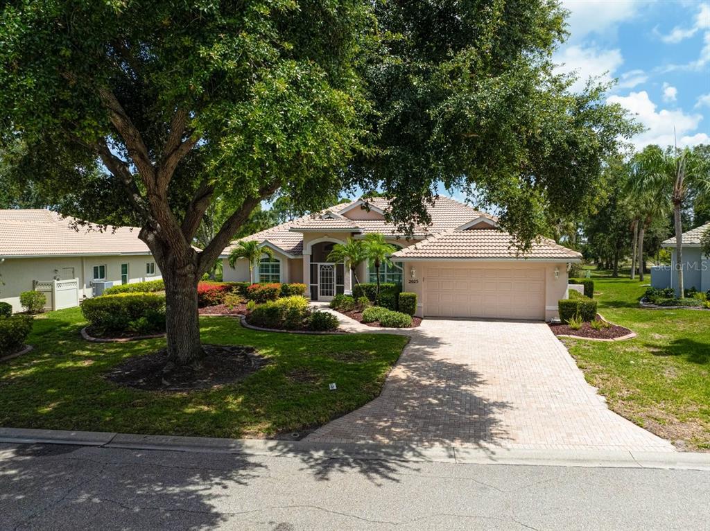 2025 WHITE FEATHER LANE