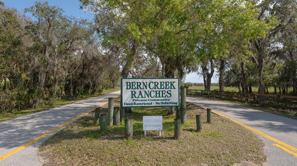 1950 BERN CREEK LOOP, SARASOTA, FL — photo 5 of 30