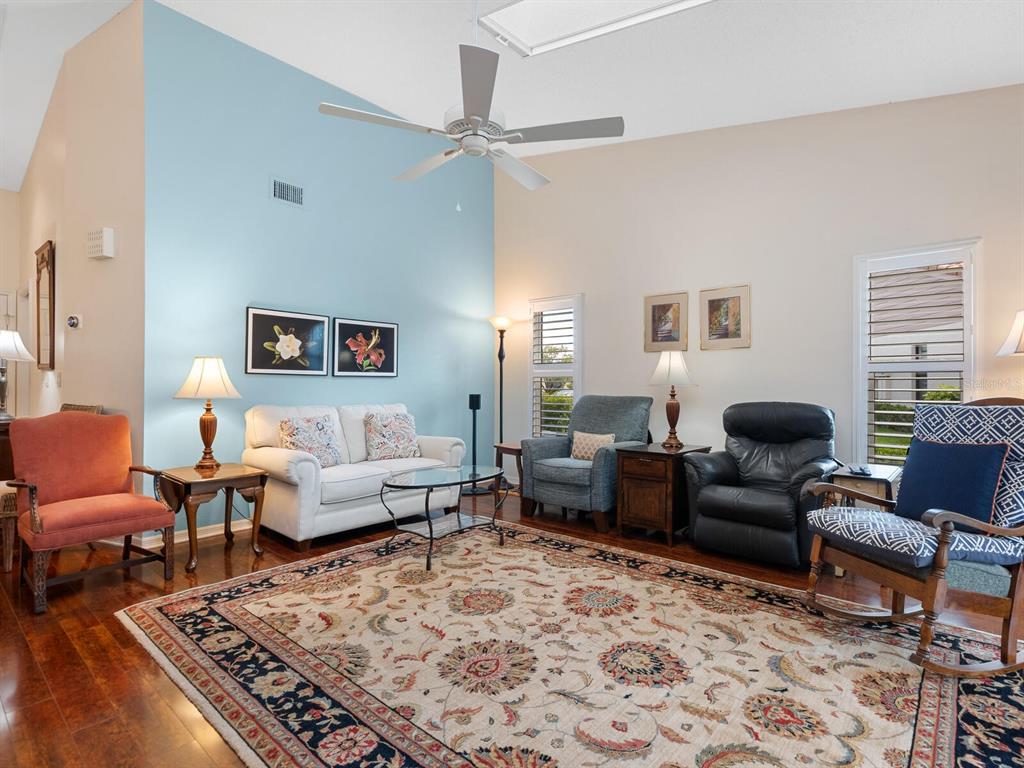 4004 WILSHIRE CIRCLE E UNIT 89, SARASOTA, FL — photo 5 of 30