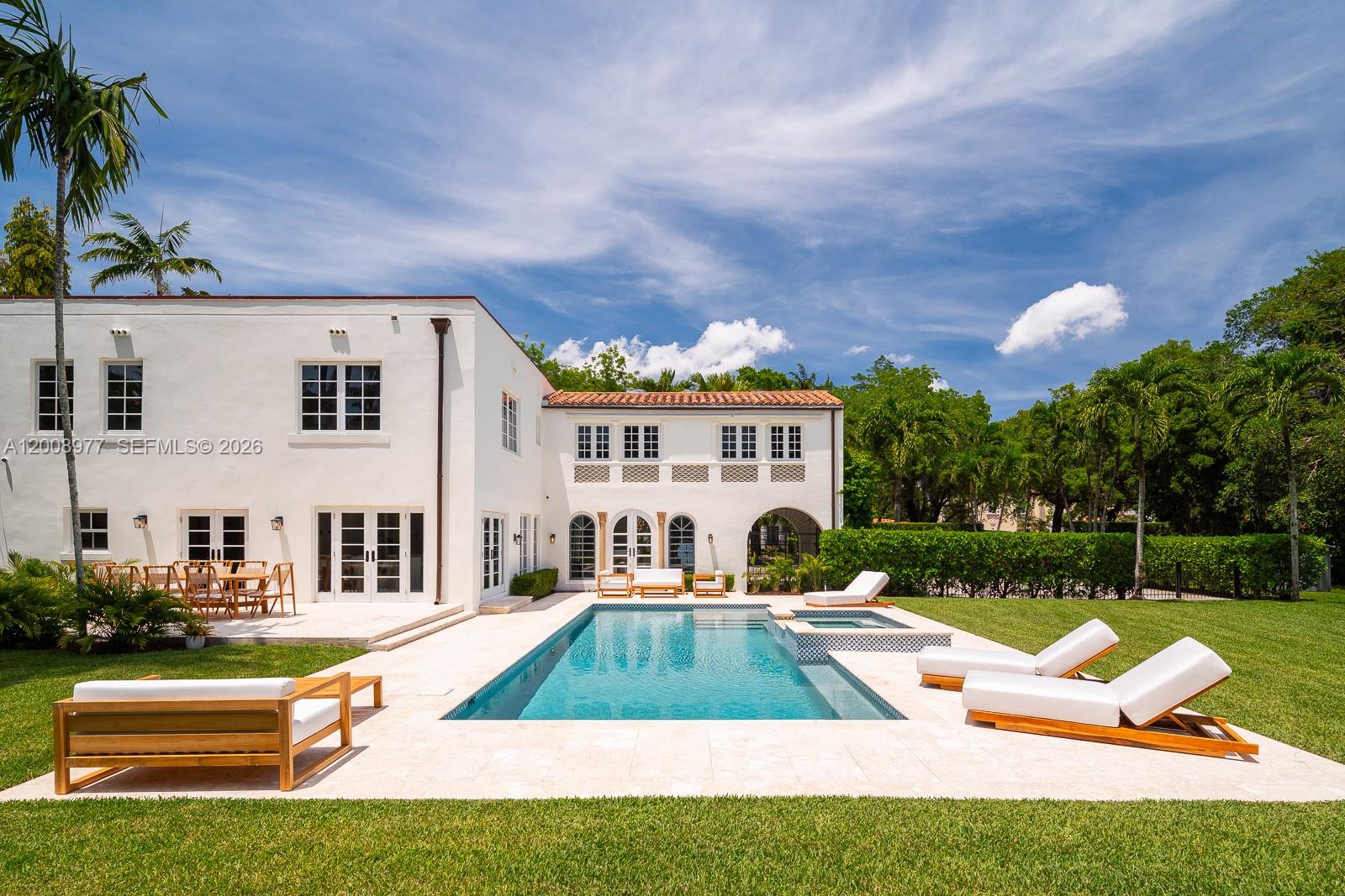 1228 Alhambra Cir, Coral Gables FL 33134