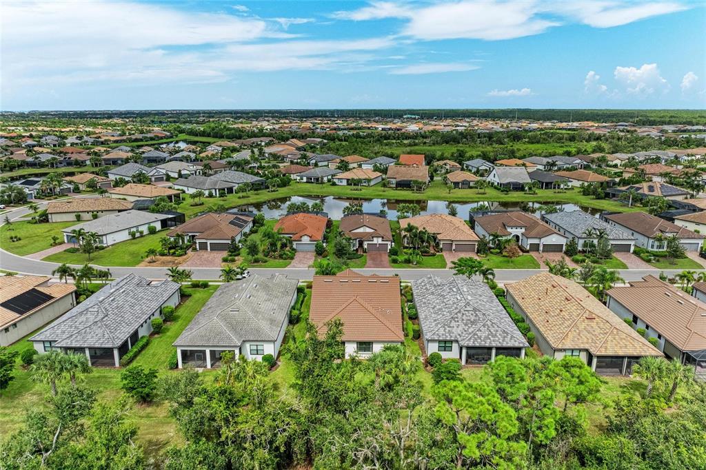 7572 VIOLA LOOP, BRADENTON, FL — photo 4 of 30