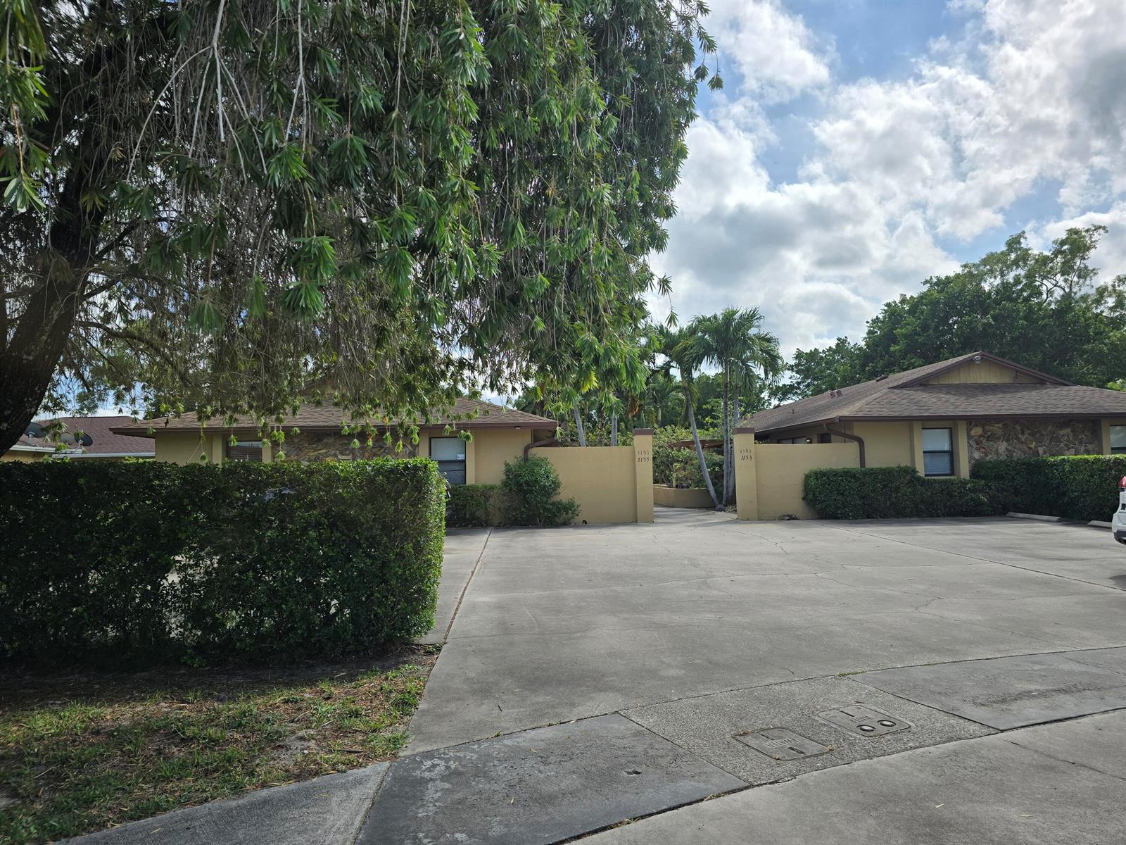 1155 White Pine Pine # 1155, Wellington FL 33414