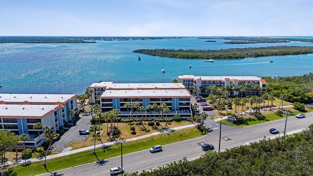 1701 BEACH ROAD UNIT 312