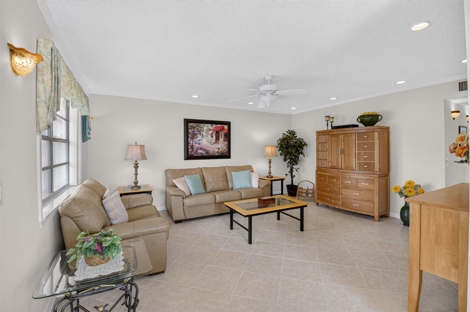 323 Capri G # 323, Delray Beach FL 33484