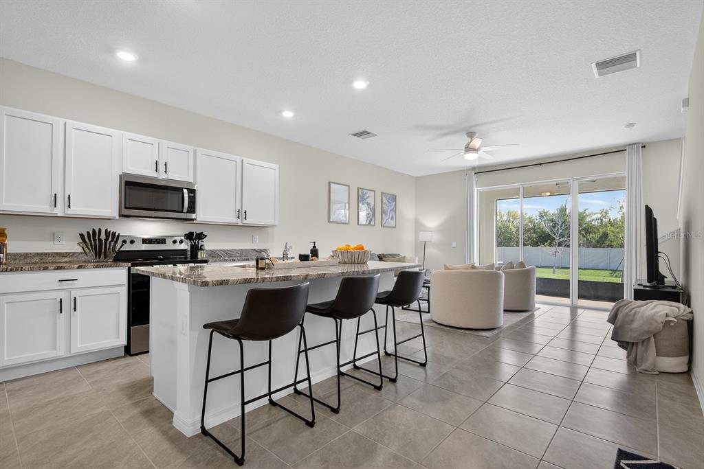 350 MANGROVE SHADE CIRCLE, APOLLO BEACH, FL — photo 4 of 30