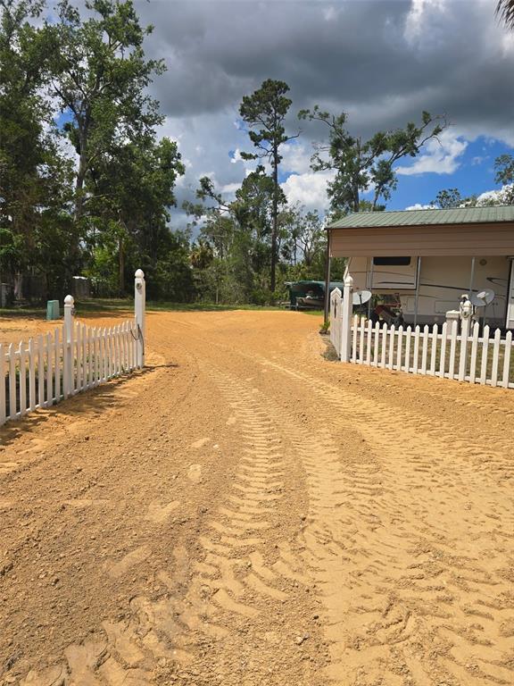 5466 SW HWY 358, STEINHATCHEE, FL — photo 2 of 30