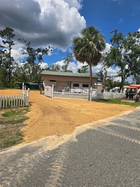 5466 SW HWY 358, STEINHATCHEE, FL — photo 4 of 30