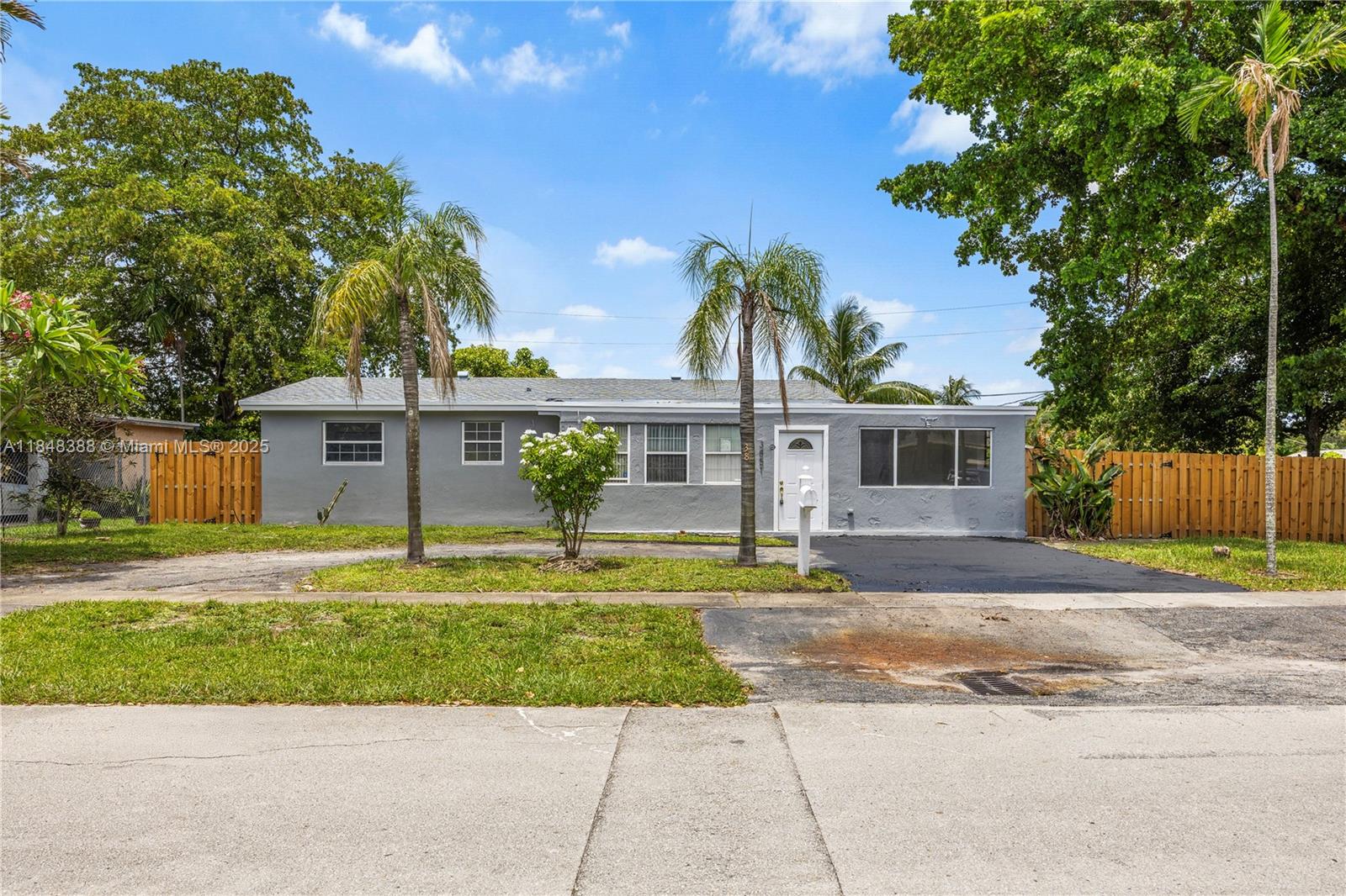 3851 NW 3rd Terrace, Deerfield Beach FL 33064