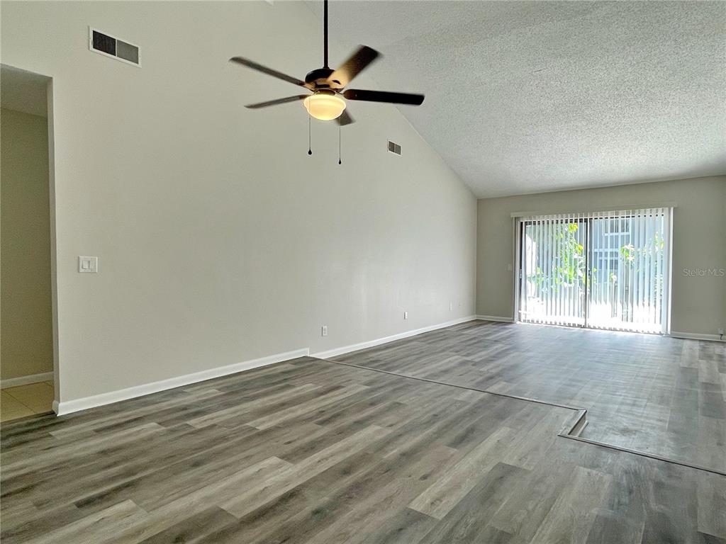 702 SAINT MATTHEW CIRCLE, ALTAMONTE SPRINGS, FL — photo 4 of 27