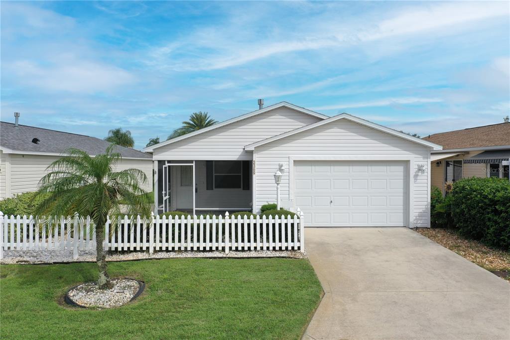 2369 TRAVIS PLACE