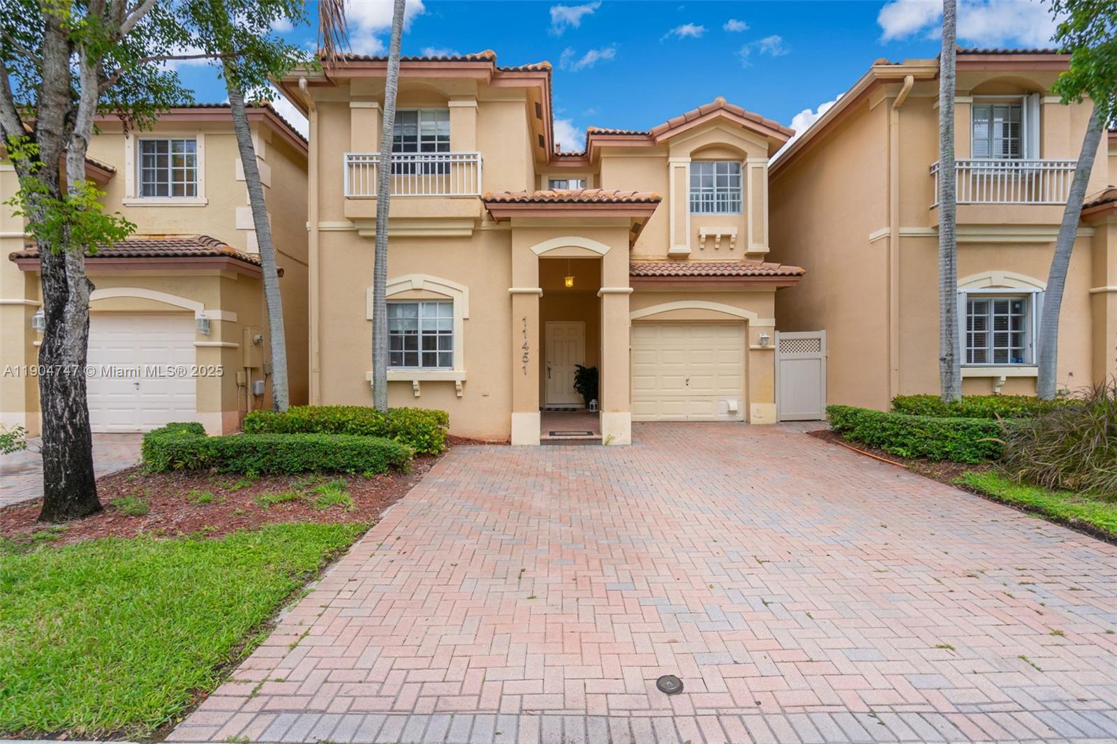 11451 NW 68th Ter, Doral FL 33178