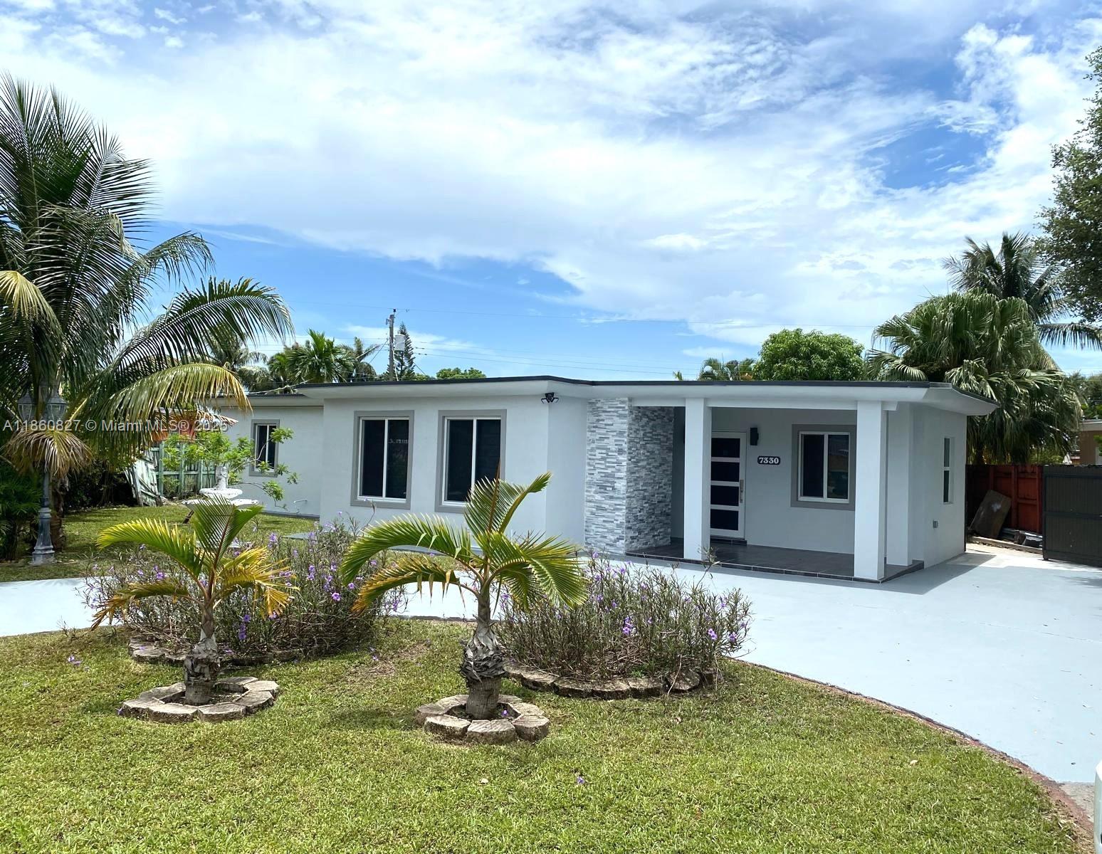 7330 NW 6th St, Miami FL 33126