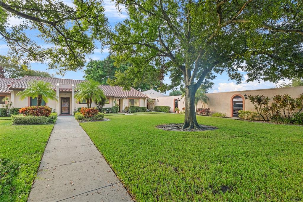 9669 86TH AVENUE UNIT 9669, SEMINOLE, FL — photo 2 of 30