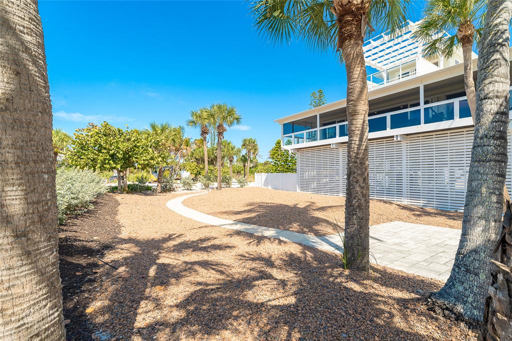 230 N GULF BOULEVARD, PLACIDA, FL — photo 5 of 30