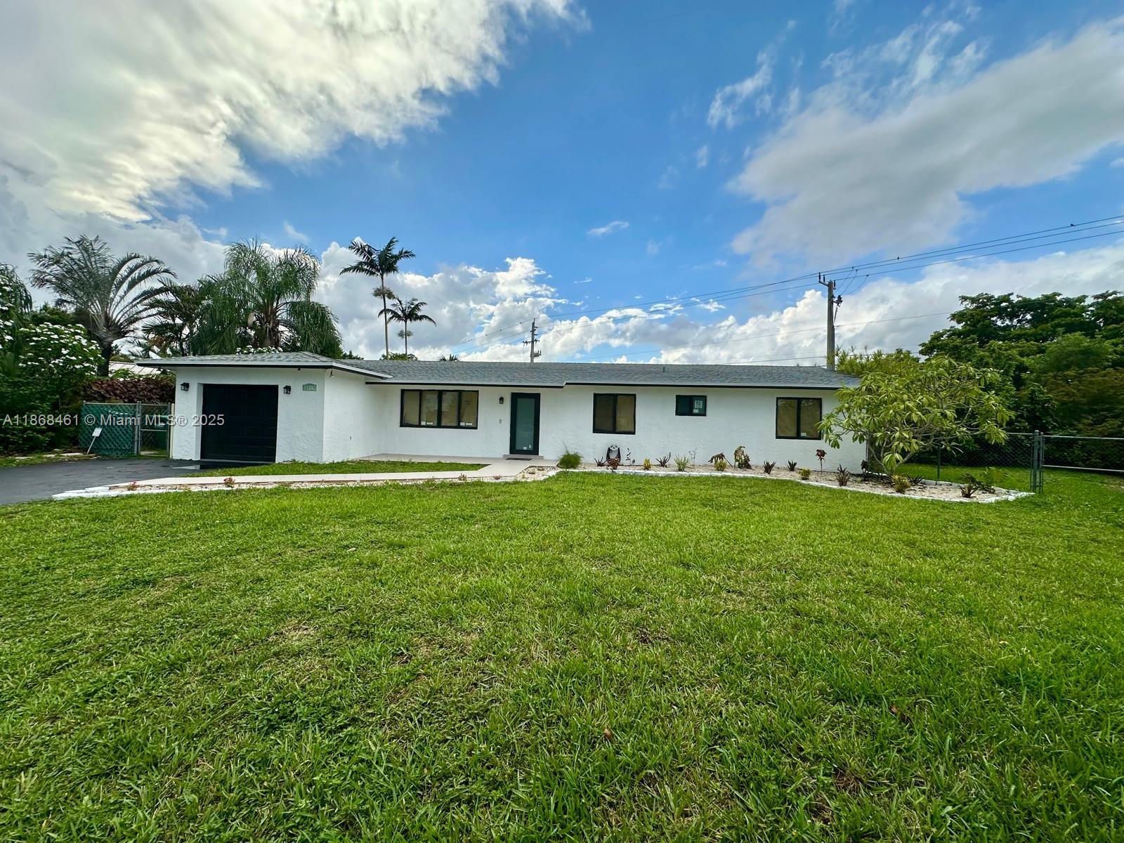 11283 SW 112th Ter, Miami FL 33176