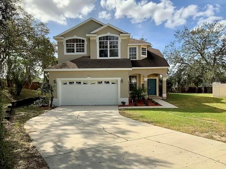 735 NEUMANN VILLAGE COURT