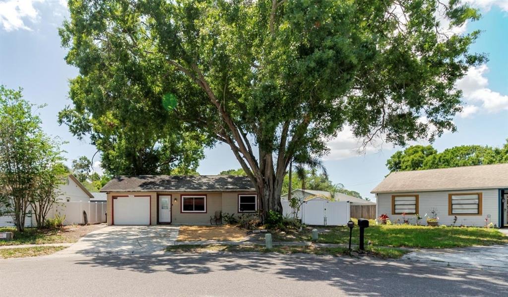 2009 PEPPERTREE COURT