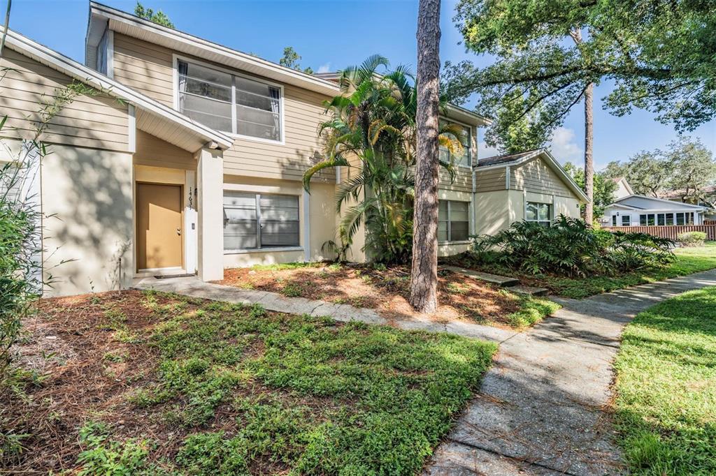 14631 LAKE FOREST DRIVE, LUTZ, FL — photo 2 of 30