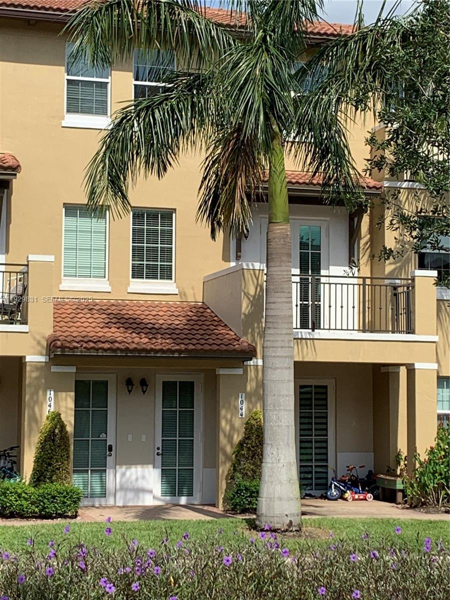 1044 SW 147th Ave # 10105, Pembroke Pines FL 33027