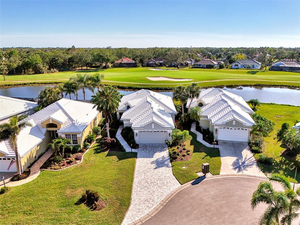 561 FALLBROOK DRIVE, VENICE, FL — photo 2 of 30