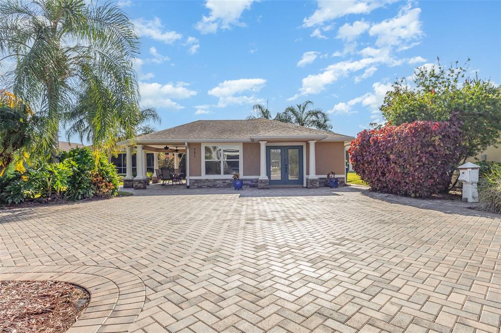 751 MEANDERING WAY