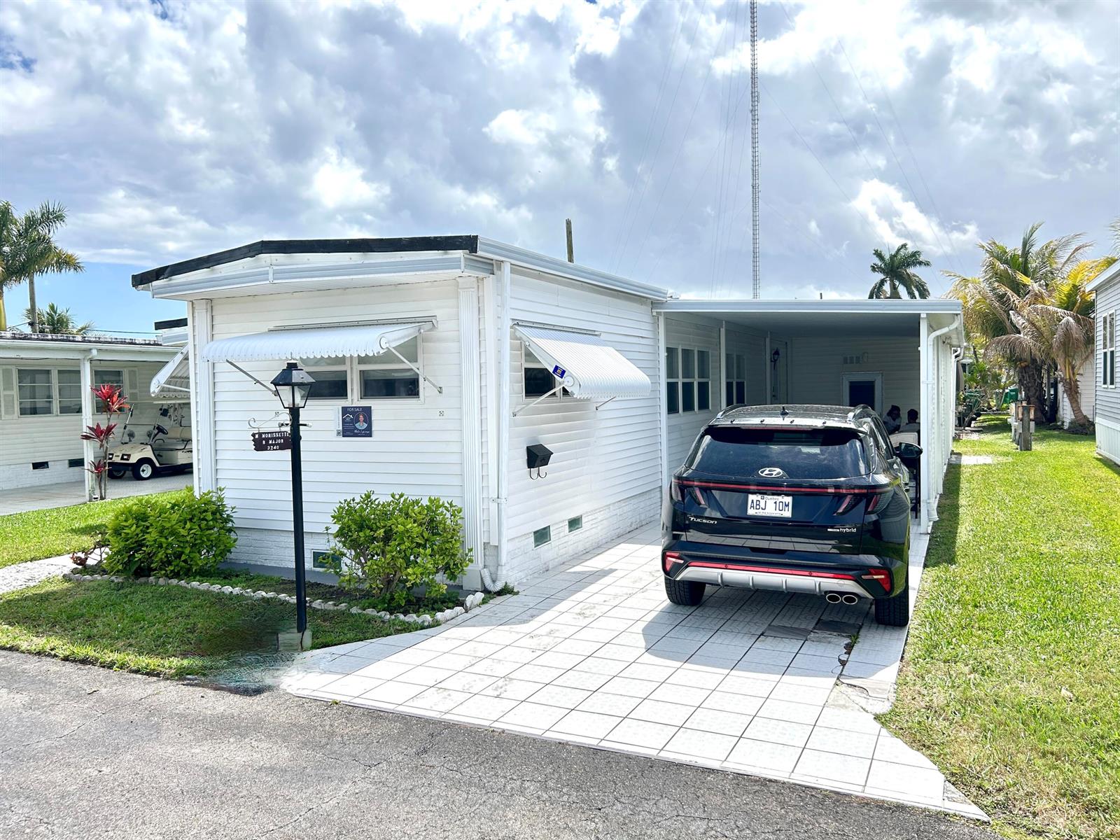 3240 State Street, Hollywood FL 33021