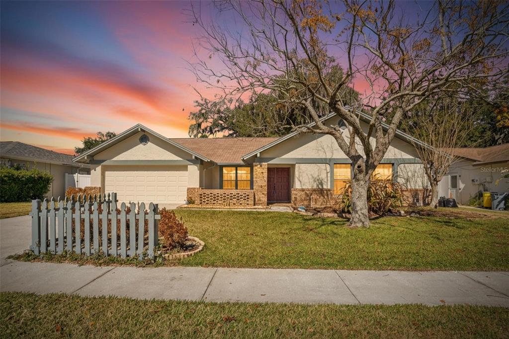 1741 SHADY LEAF DRIVE