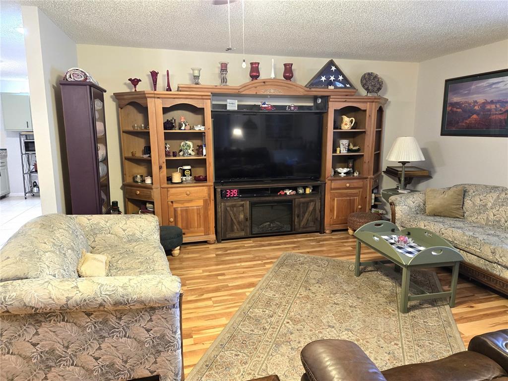 37 OAK LOOP, OCALA, FL — photo 5 of 23