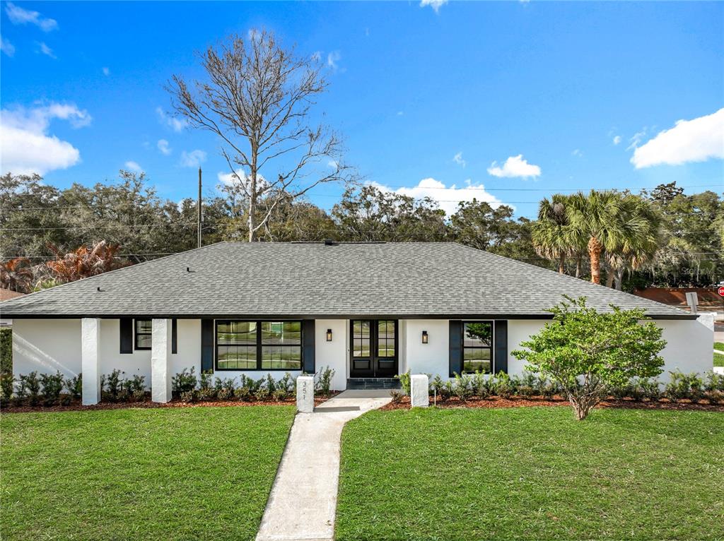 351 WHITE OAK CIRCLE