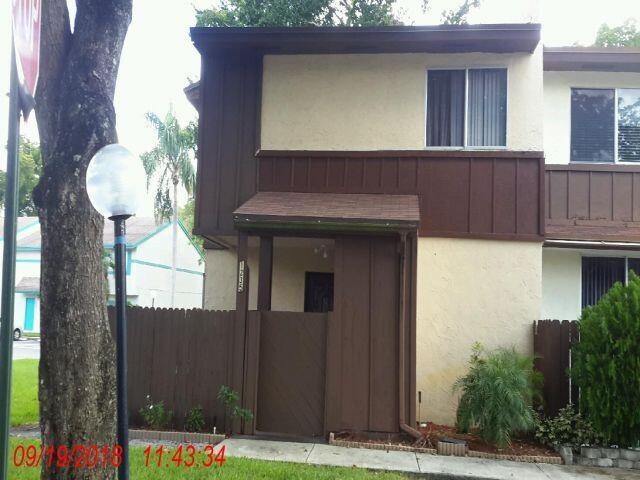 1235 Sussex Drive, North Lauderdale FL 33068