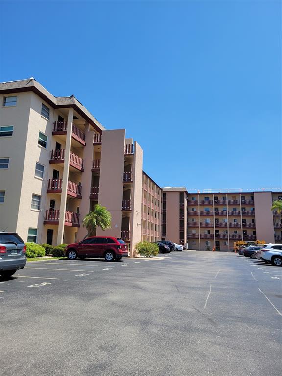 4079 LAKE BAYSHORE DRIVE UNIT 308