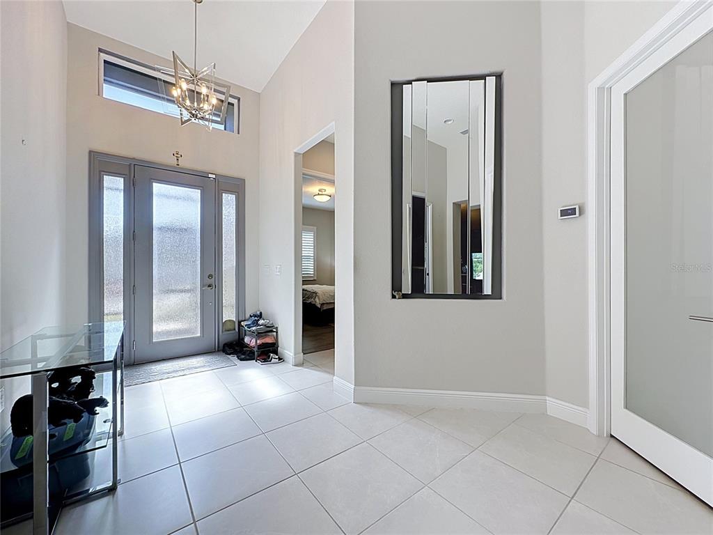 8665 E BRIDGEPORT BAY CIRCLE, MOUNT DORA, FL — photo 3 of 30