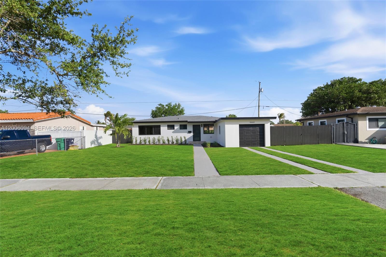 9660 Dominican Dr, Cutler Bay FL 33189