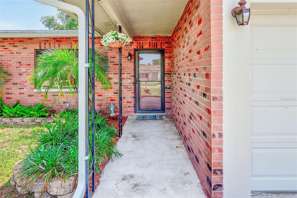 929 BRITTON STREET, LARGO, FL — photo 2 of 30