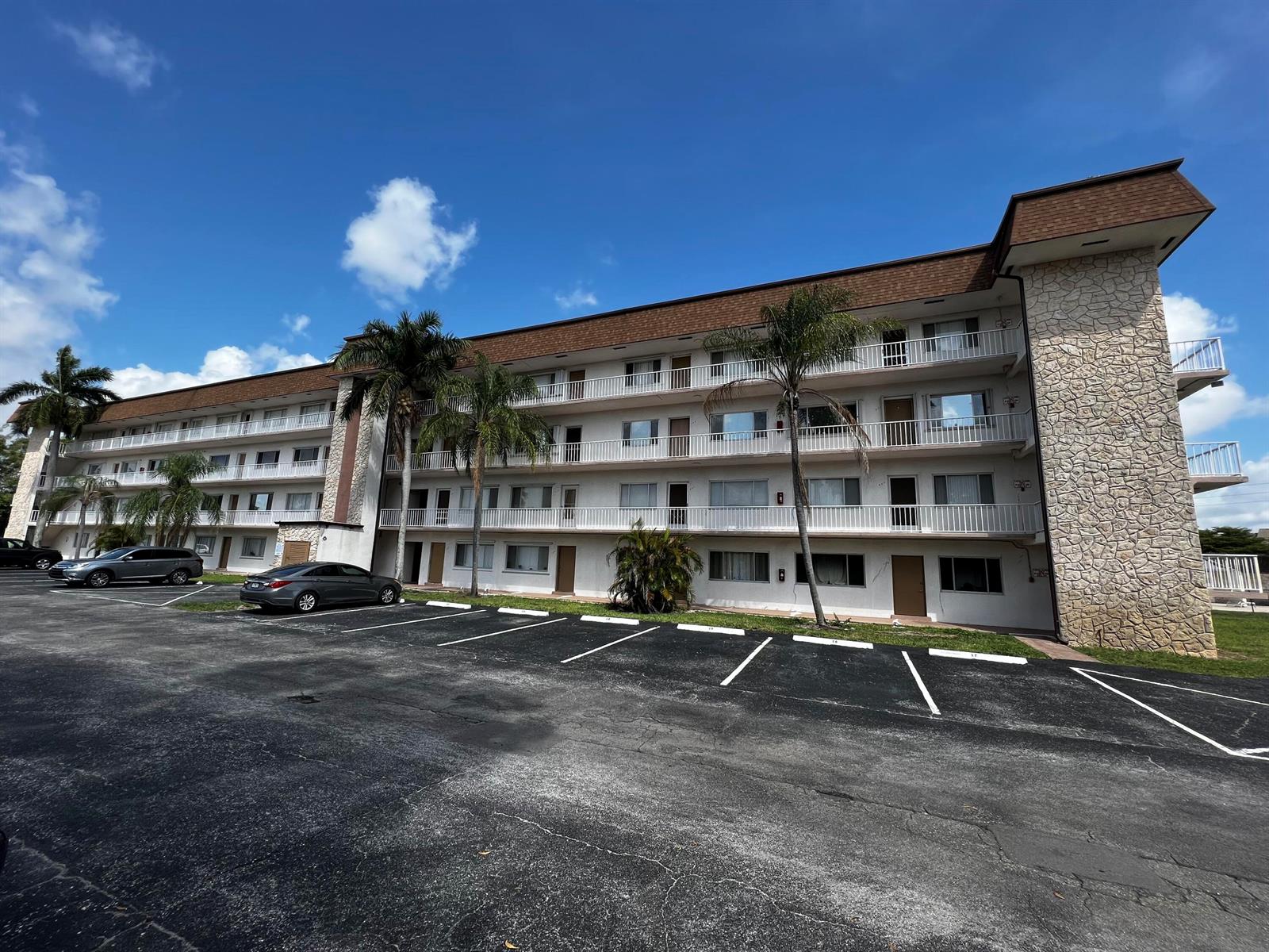 6289 Lear Drive # 203, Lake Worth FL 33462