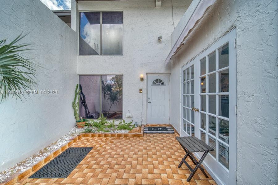10920 SW 71st St, Miami FL 33173