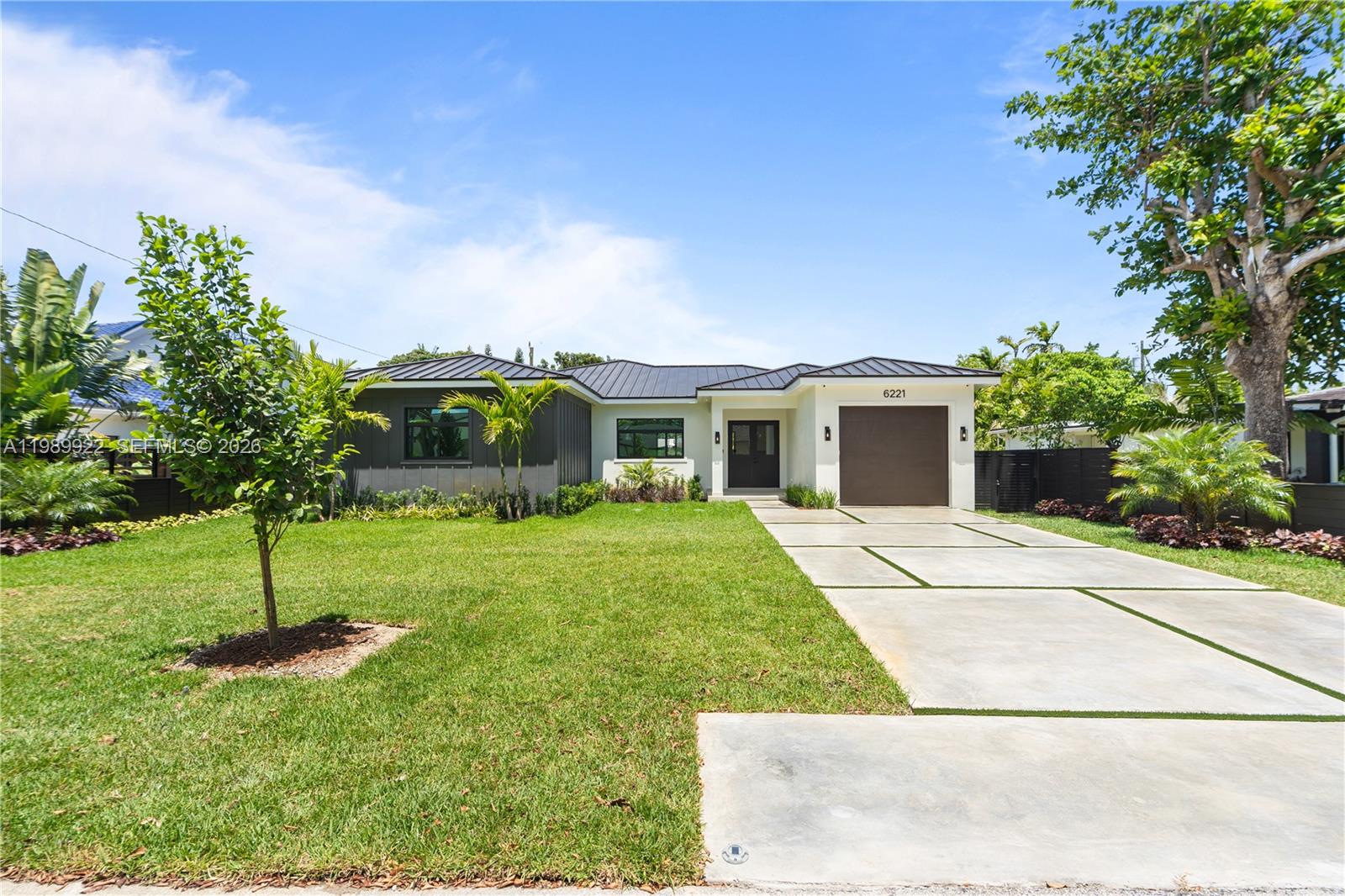 6221 SW 60th St, South Miami FL 33143