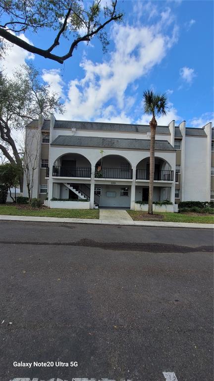 122 N KINGS AVENUE UNIT 202