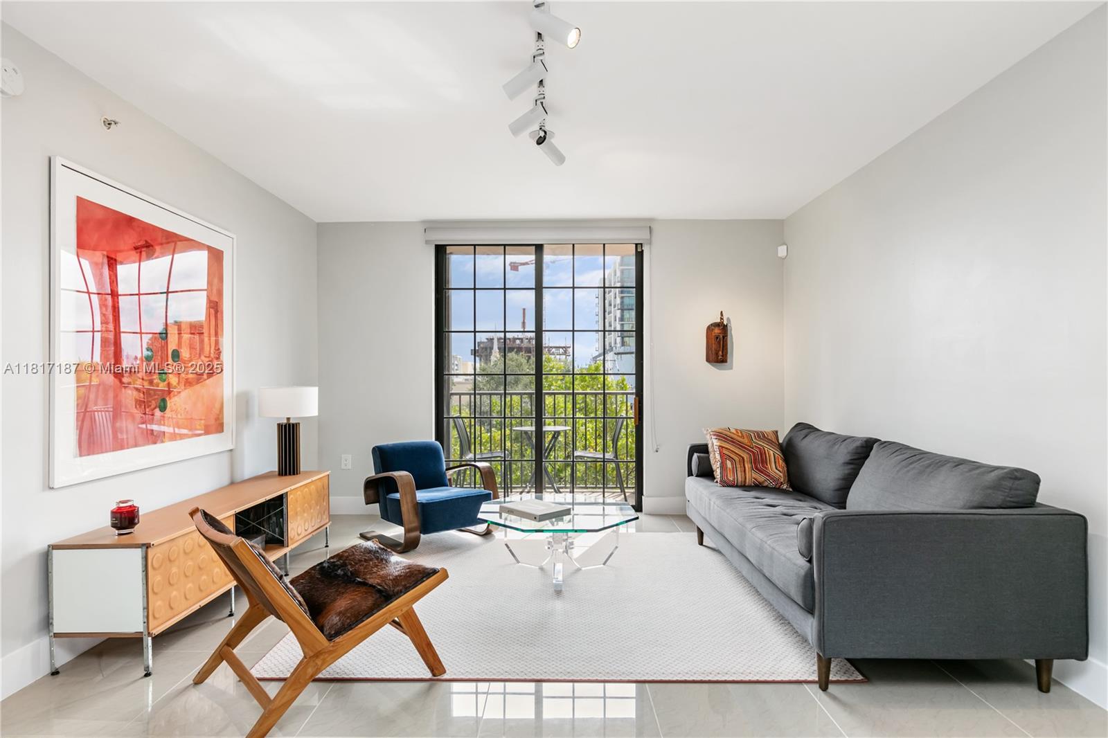 1900 Van Buren St # 407B, Hollywood FL 33020