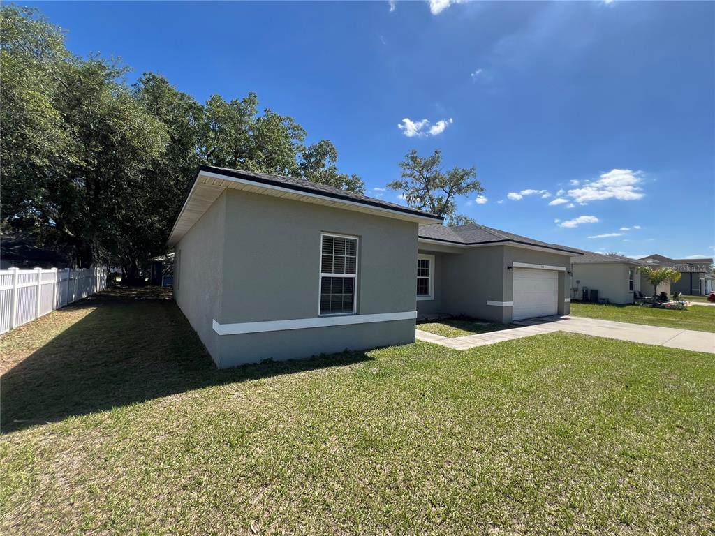 528 FINCH LANE