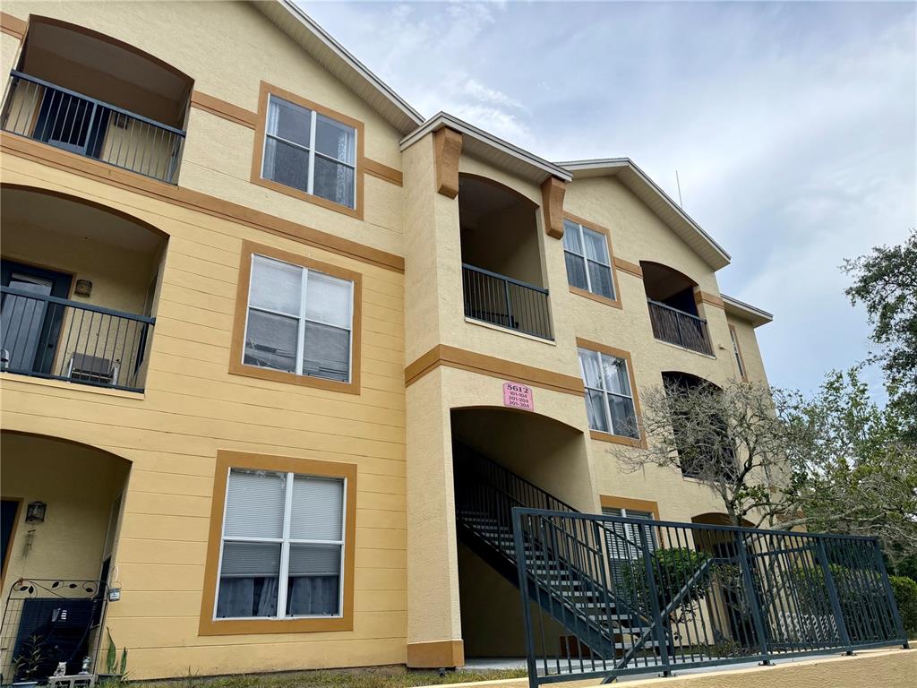 5612 PINNACLE HEIGHTS CIRCLE UNIT 302
