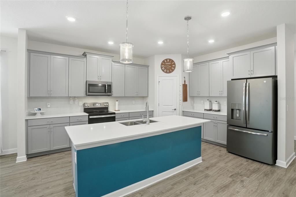 2154 CAMDEN LOOP, DAVENPORT, FL — photo 3 of 30