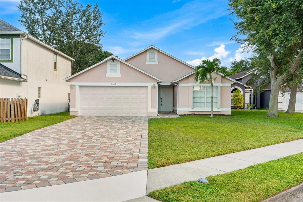 1327 CYPRESS BEND CIRCLE