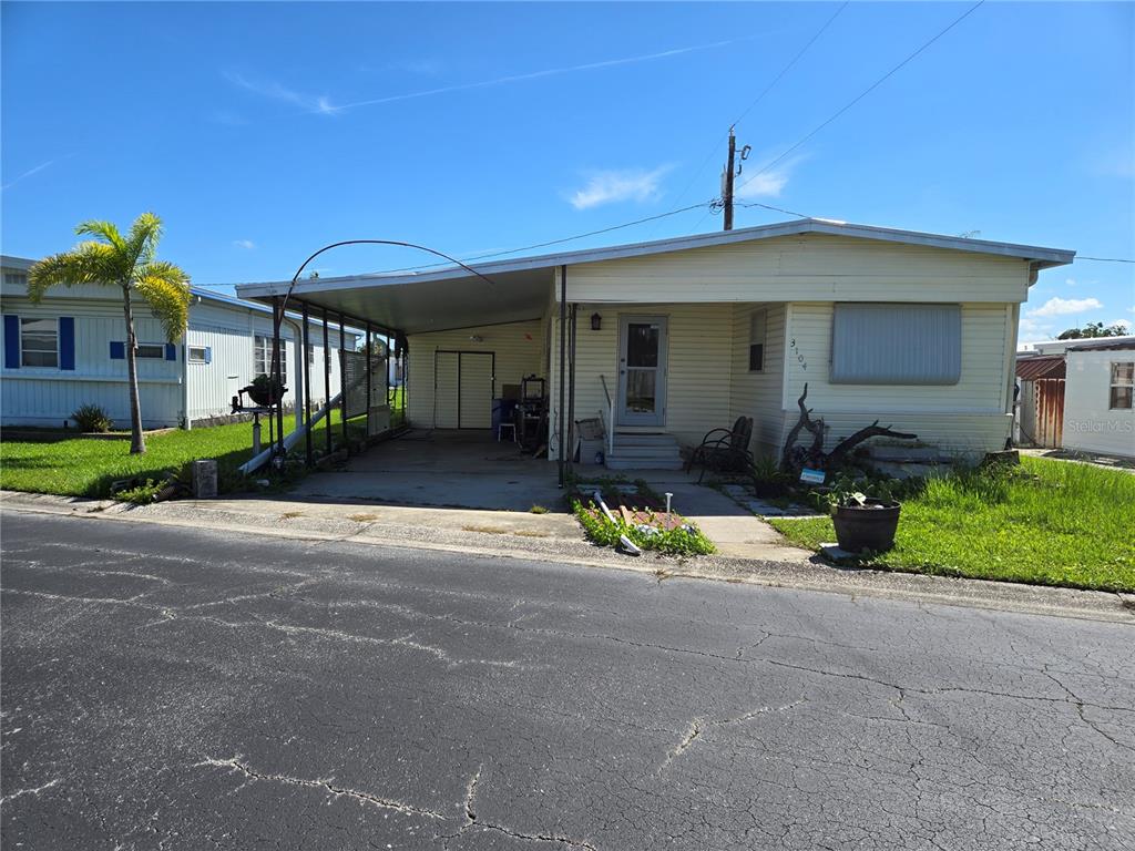 3104 BESSIE LANE