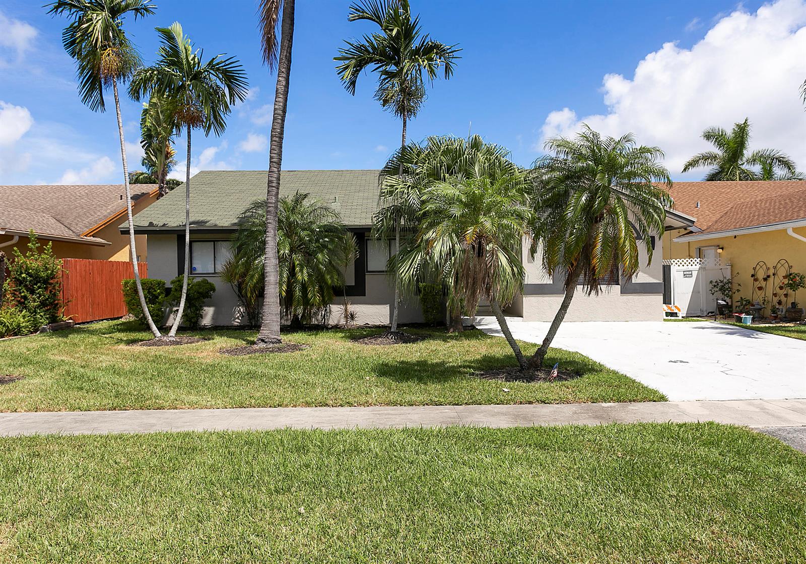 231 SE 8th Street, Dania Beach FL 33004