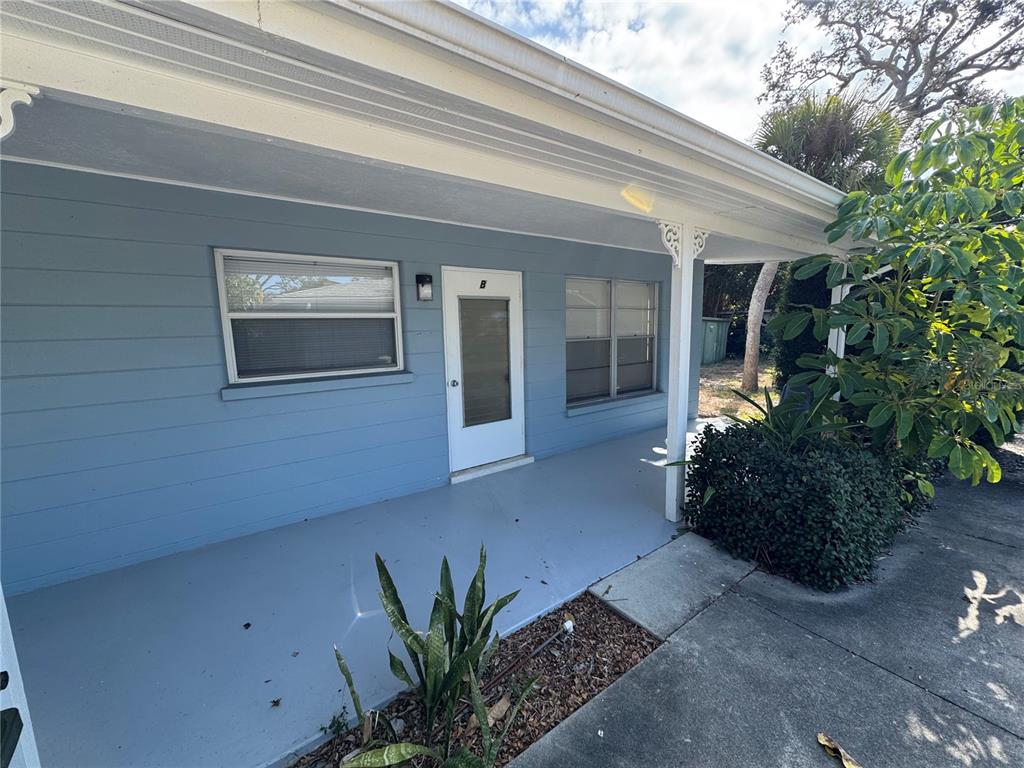 215 PARK BOULEVARD S UNIT B
