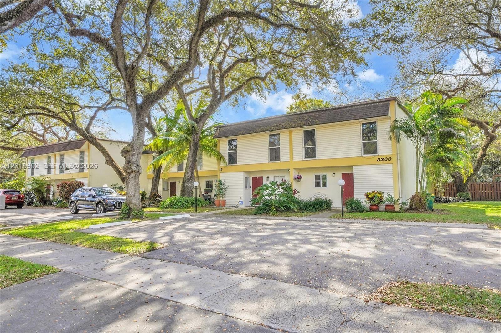 3300 Atlanta St # 15F, Hollywood FL 33021