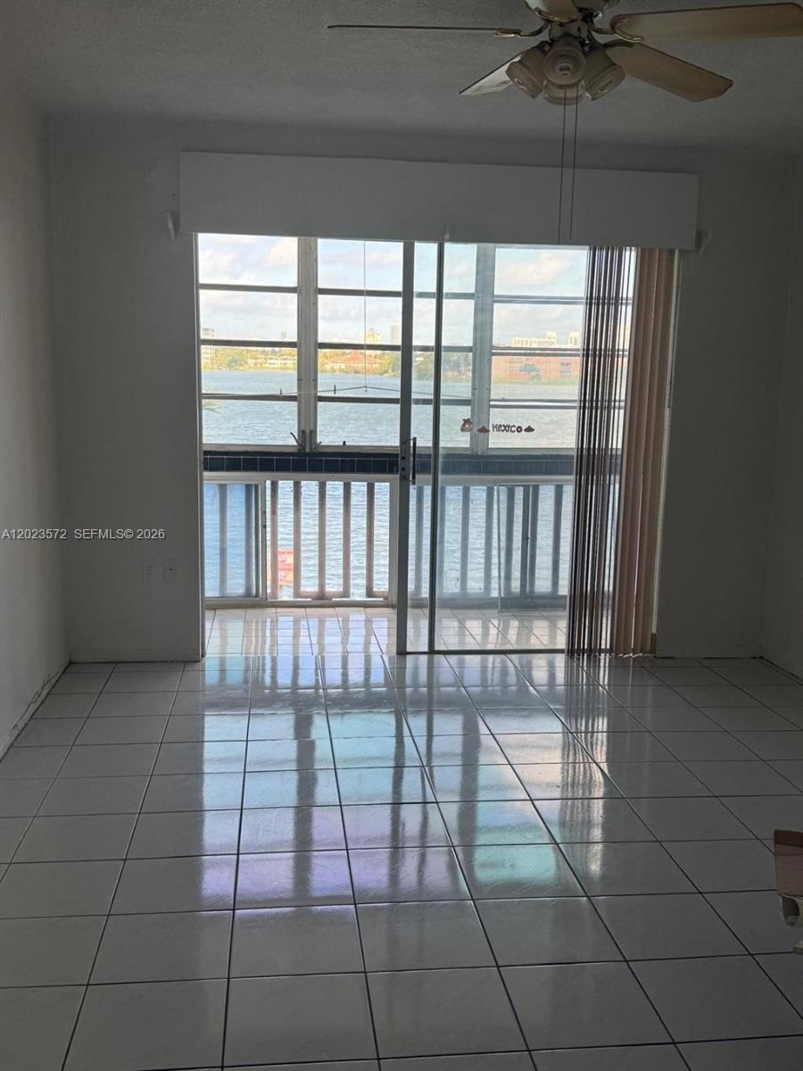 18555 NE 14th Ave # 615A, Miami FL 33179
