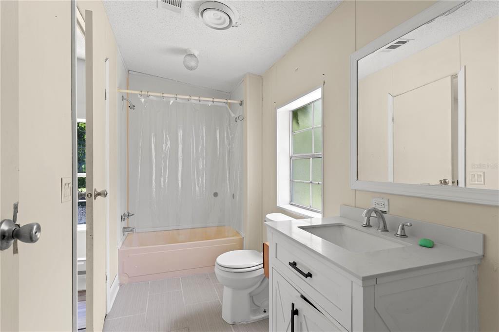 24027 NW 183RD AVENUE, HIGH SPRINGS, FL — photo 3 of 15