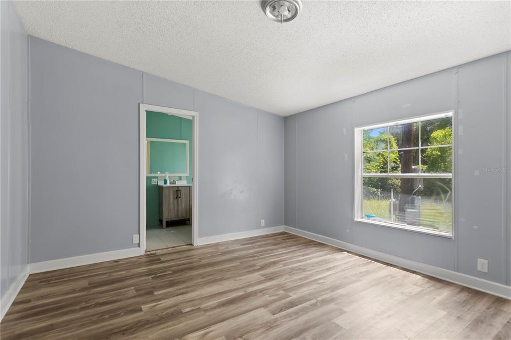 24027 NW 183RD AVENUE, HIGH SPRINGS, FL — photo 5 of 15